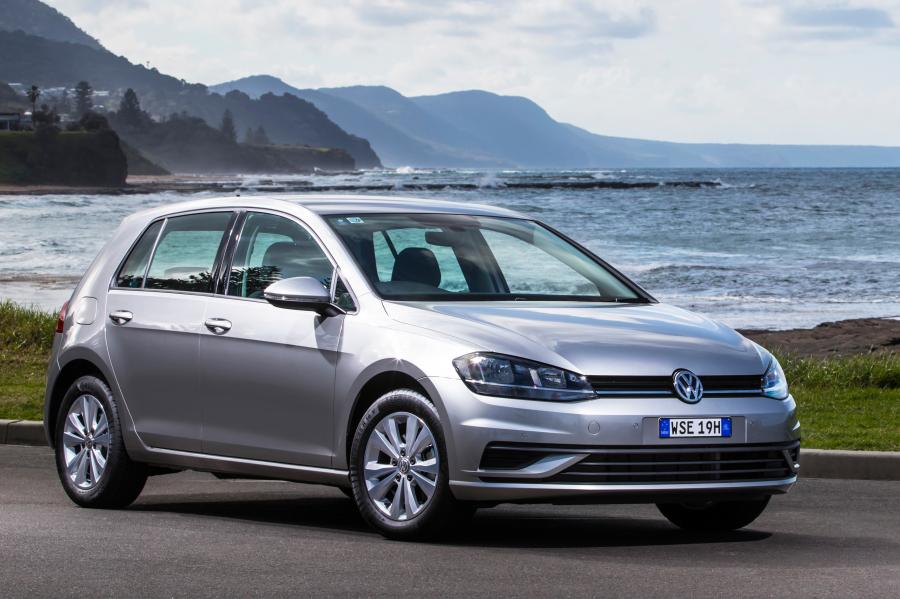  Volkswagen Golf TSI 5-Door 2017 года  (AU) (фото 14 из 21)